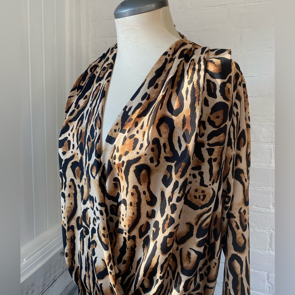 Zara leopard 🐆 print silky blouse bodysuit